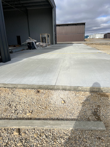 64577 alberta concrete contractors inc