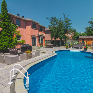 65913 breakaway landscaping