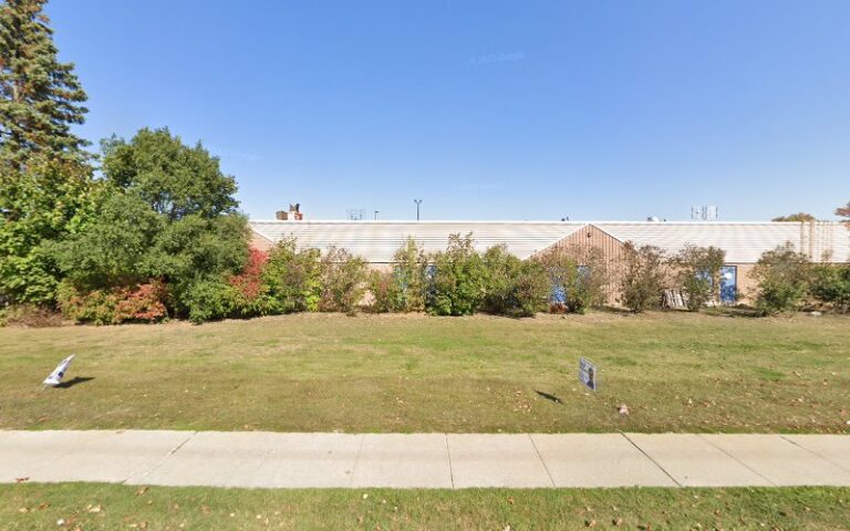 69029 guelph wisecracks 768x480