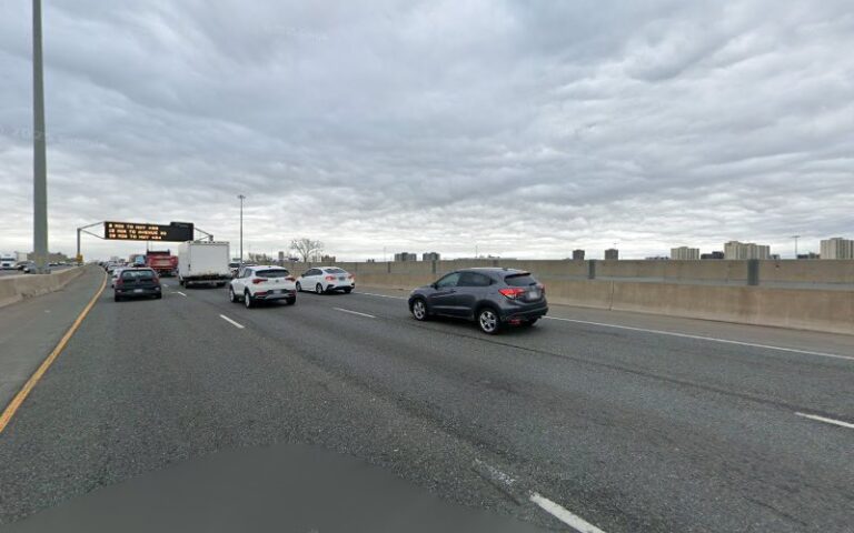 69281 hilton asphalt paving 768x480