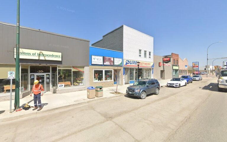 70298 les garnham construction 768x480