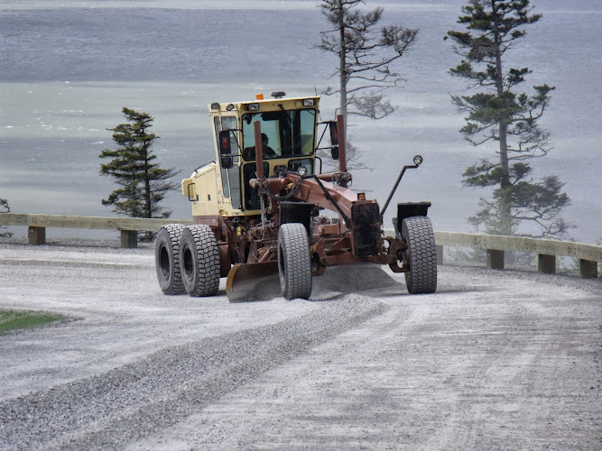 70624 macdonald paving construction limited