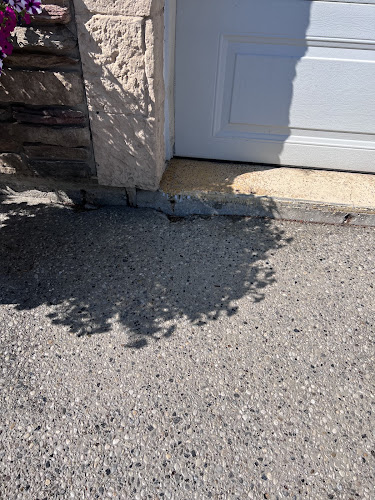 77516 merit concrete lifters