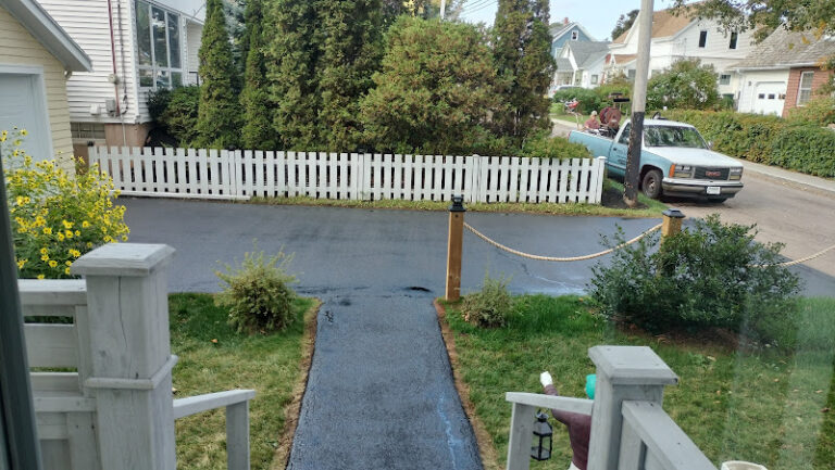 79264 pro tech asphalt sealing repair 768x433