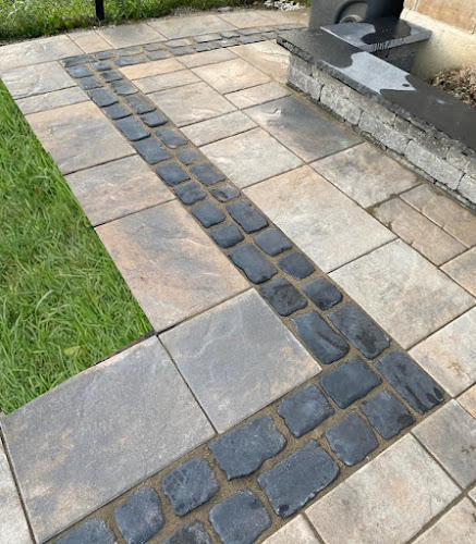 81125 top rock interlock inc