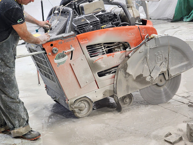 81421 universal concrete services ltd