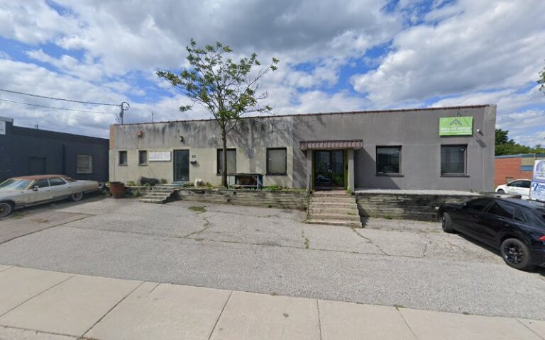 81674 wall up group 768x480